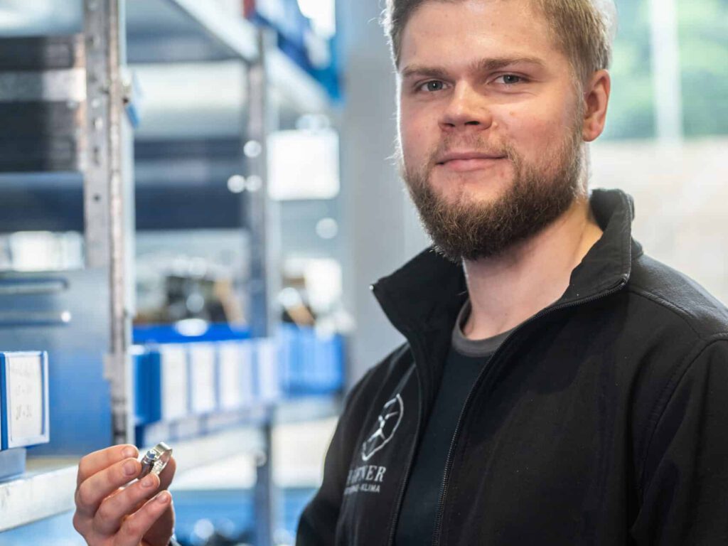 Hüfner angestellter